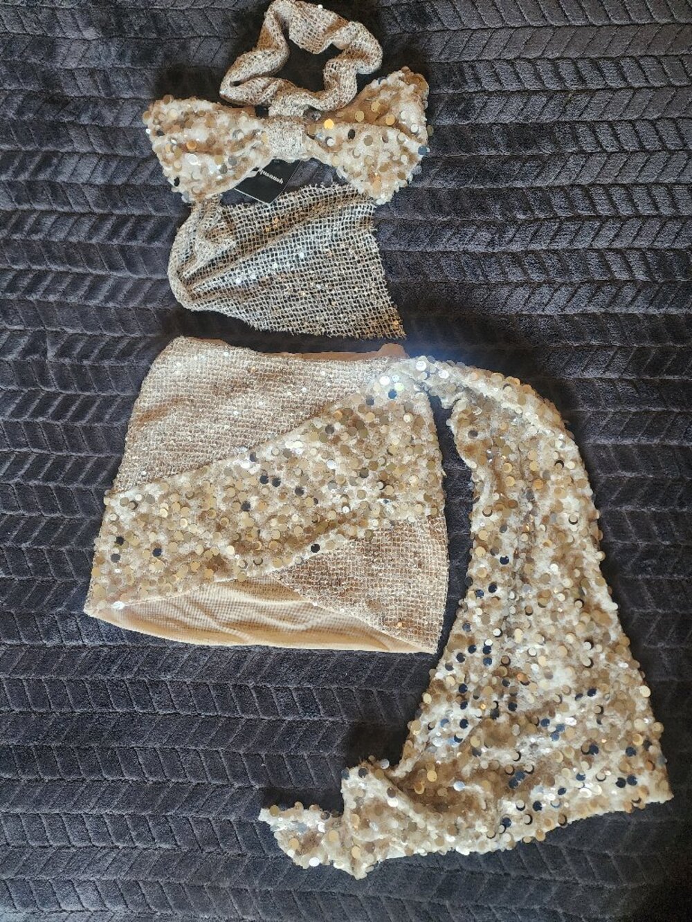 NWT Aquannah Dahlia Sequin Co-Ord Two Piece Set Nude S